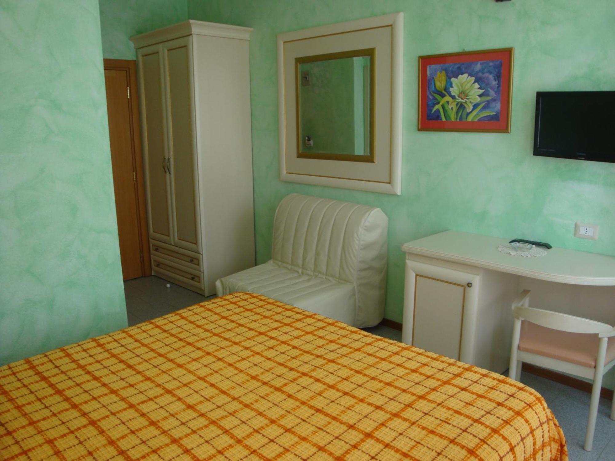 Hotel Prestigio Cesenatico Pokoj fotografie