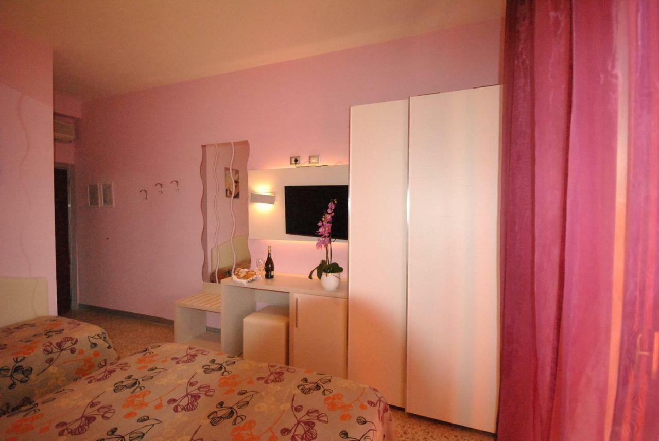 Hotel Prestigio Cesenatico Exteriér fotografie